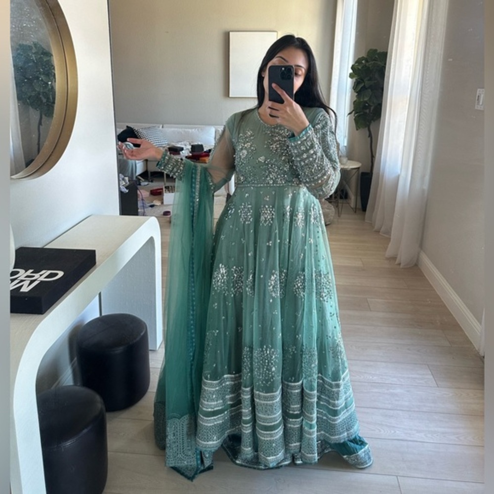 Hussain Rehar Safeena Teal Blue Pishwas Dress - Picture 6 of 8